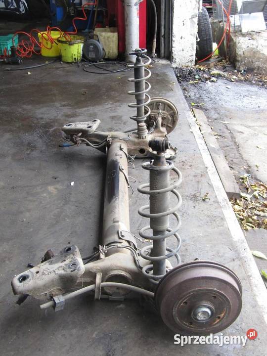 BELKA ZAWIESZENIE OŚ TYLNA 12 VTI CITROEN C3 III osobowe