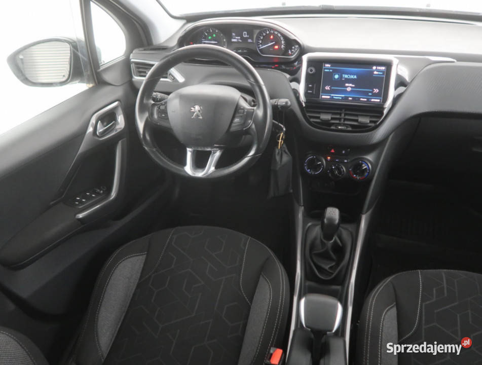 Peugeot 2008 12 PureTech relingi dachowe Bielany Wrocławskie