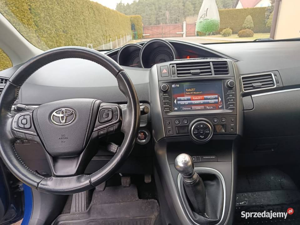 Toyota Verso 2016 16 D4D 7osobowe światła przeciwmgielne łódzkie Bełchatów