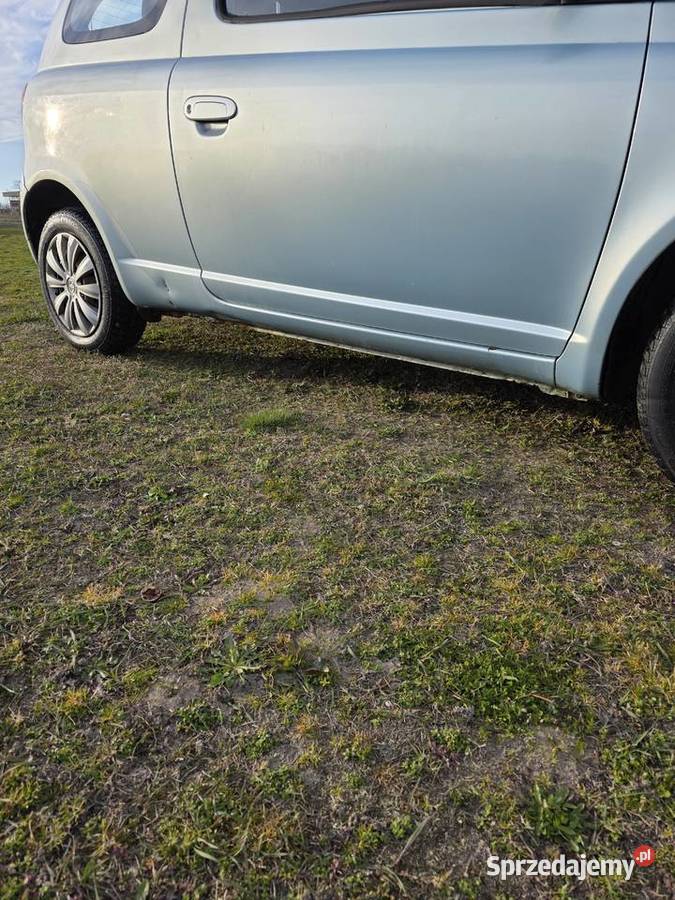 Toyota yaris Bukowice