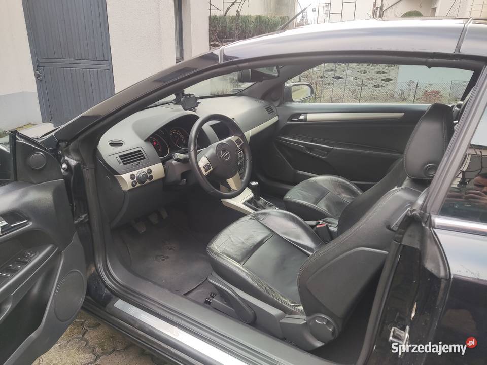 Opel Astra TwinTop 19 CDTI 150 COSMO Rok produkcji 2006 Pleszew sprzedam