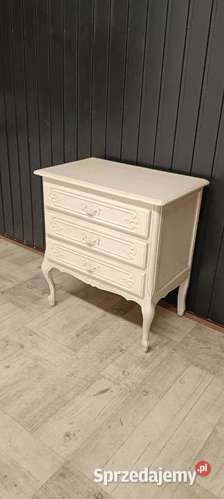 komoda ludwikowska z szufladami biała drewniana