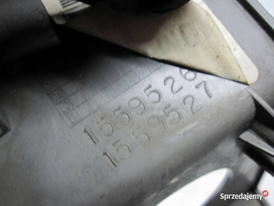 DODGE NITRO 08r ramka panelu środkowego 1559526