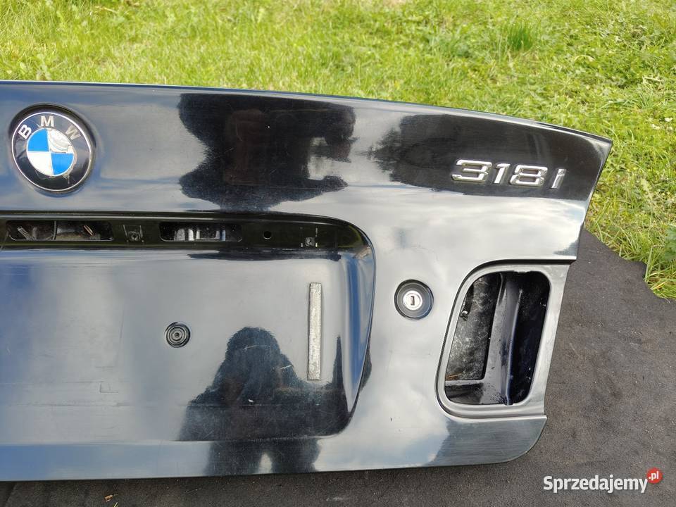 Bmw e46 sedan tylna klapa czarna schwarz2 Bez