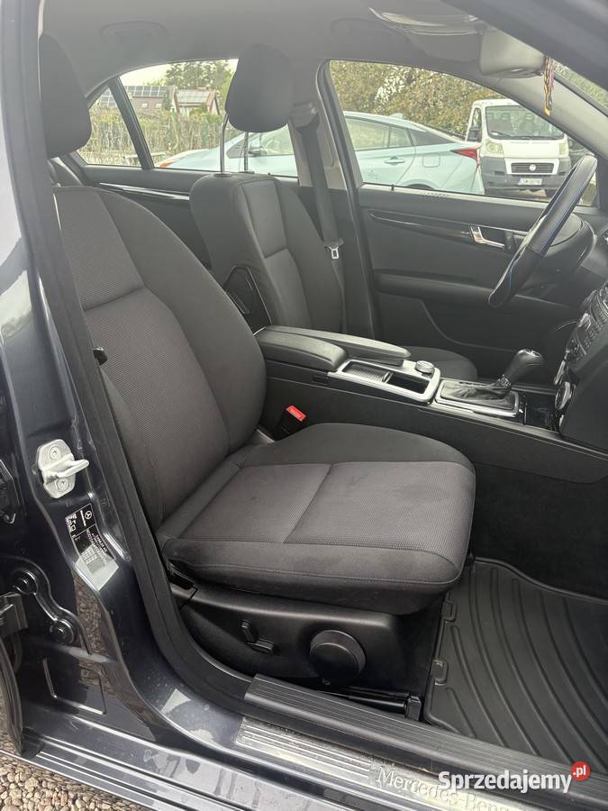 MERCEDES C KLASA automat 18 benzyna 156 210000km Dolna Grupa