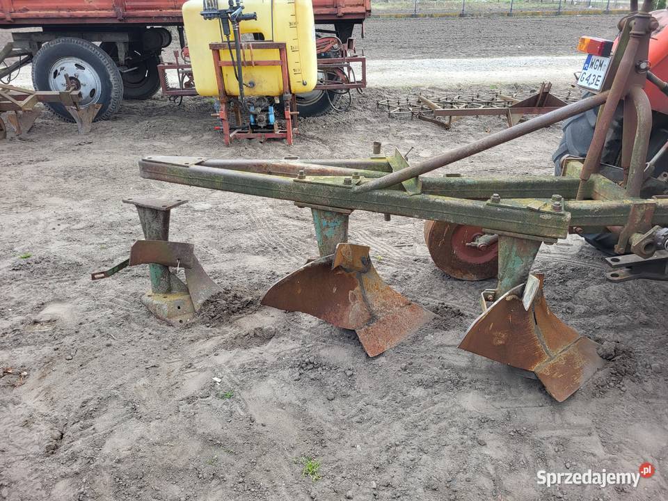 Pług 3 skibowy mazowieckie Miedniewice sprzedam