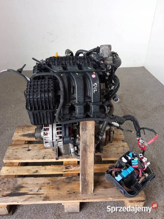 SILNIK KOMPLETNY BENZYNA B4DE411 B4D411 10 SCE