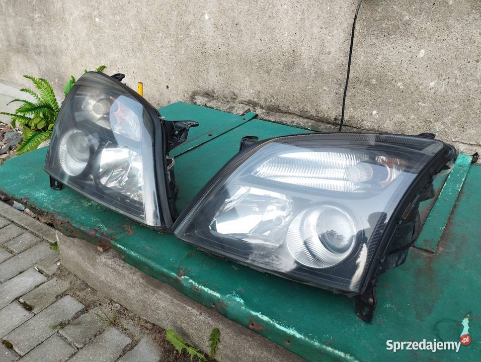 Lampy przednie Opel Vectra C osobowe Włocławek sprzedam