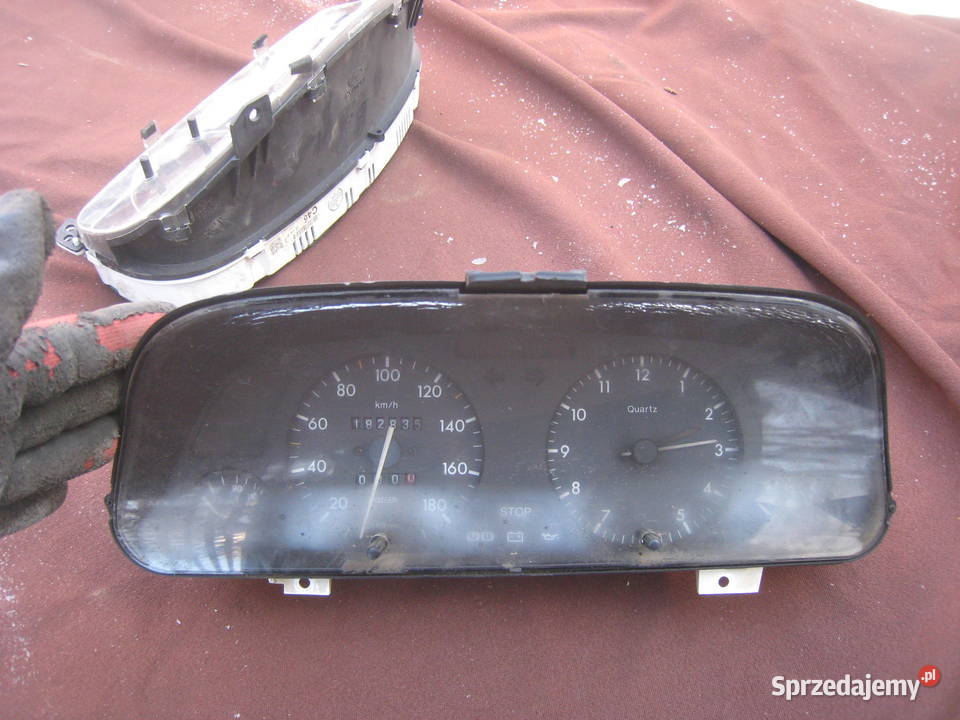 Zegary liczniki Peugeot 306 93 benzyna osobowe Kraków