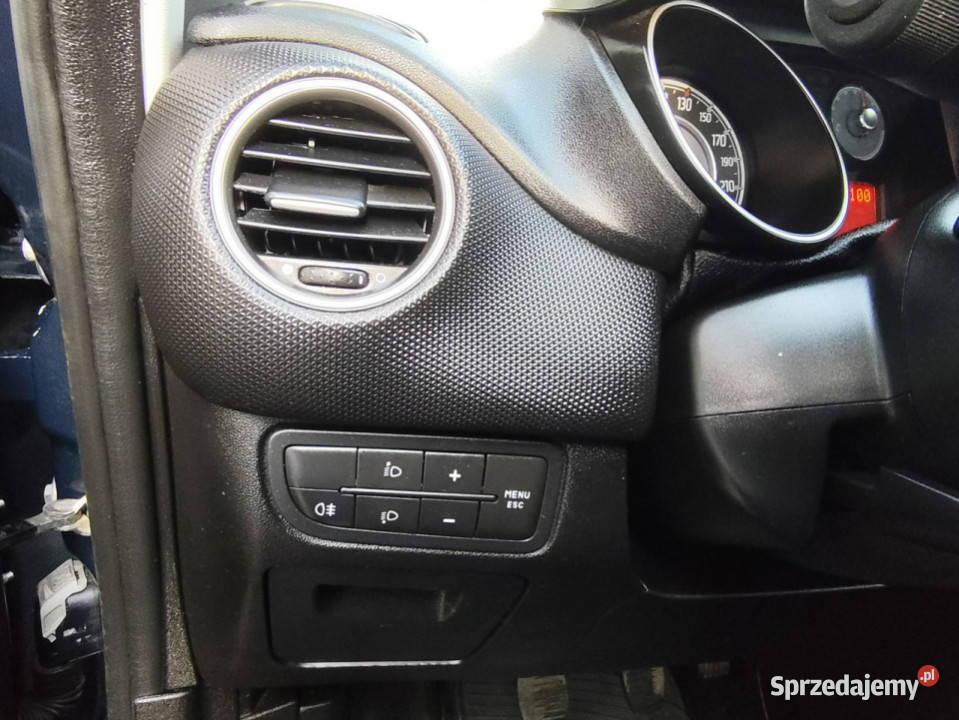Fiat Punto I właściciel w RP zadbana ekonomiczny kurtyny powietrzne Zgierz