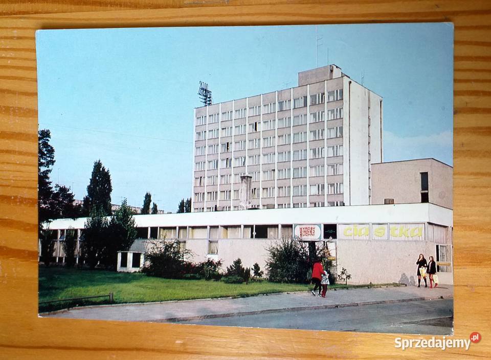 PŁOCK WIDOK NA HOTEL PETROPOL FOT A RUCKGABER Pocztówki i karty telefoniczne lubelskie Piszczac