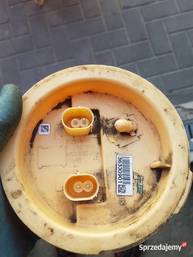 BMW 118D E87 20 DIESEL POMPA PALIWA W ZBIORNIK wielkopolskie Turkowice