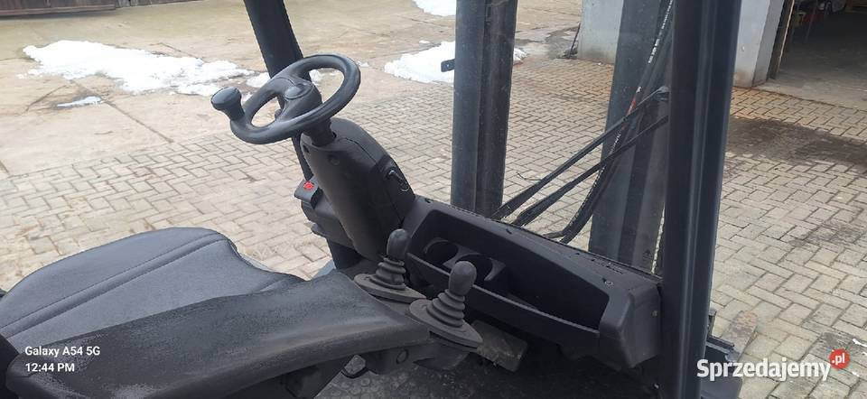 Linde H30 przesuw boczny wózek widłowy widlak Wózki widłowe Irządze