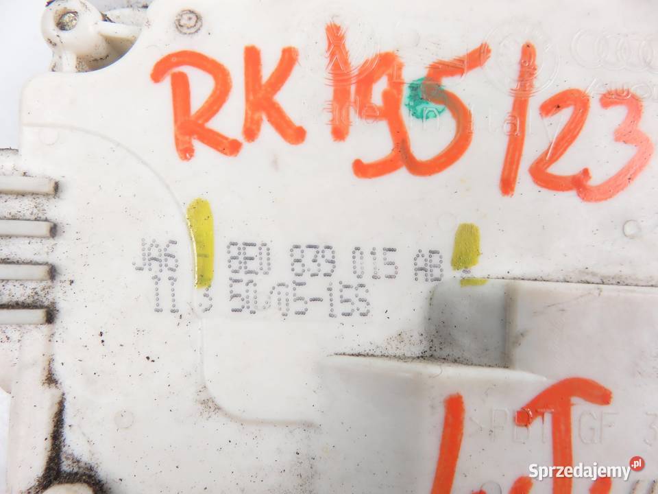 ZAMEK LEWY TYLNY AUDI A4 B7 8E0839015AB osobowe