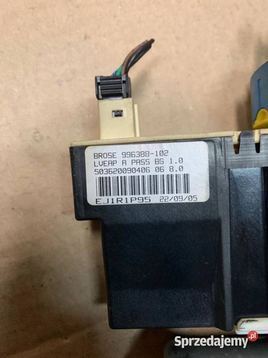 Silniczek podnoszenia szyby prawy citroen c4 I