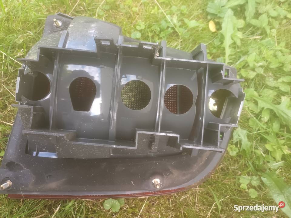 Lampy tył skoda octavia 1 heatbek Kożuchów