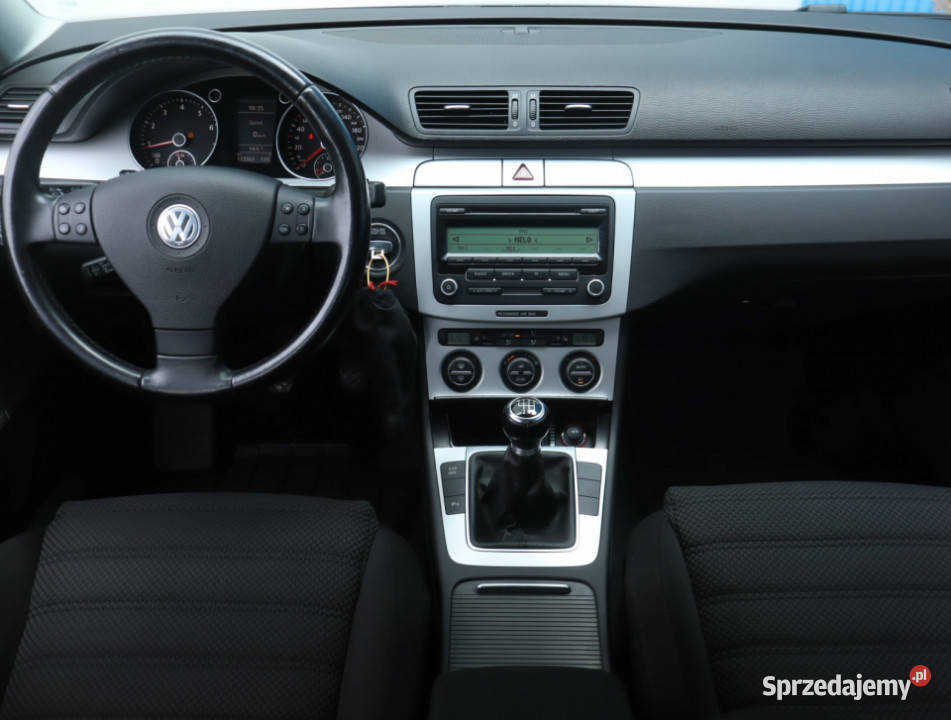 VW Passat 20 TFSI Sedan / Limuzyna łódzkie Łódź