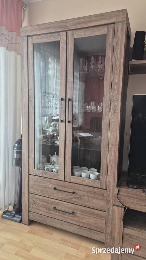 Komplet mebli do pokoju stolowego Meble do salonu warmińsko-mazurskie Bartoszyce