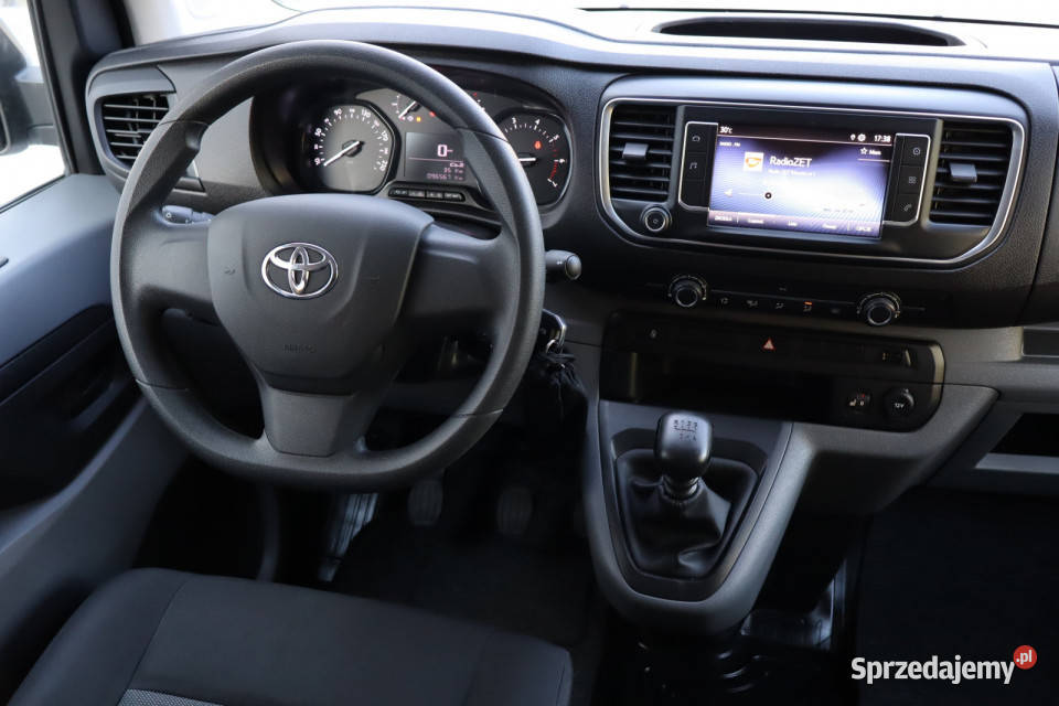 Toyota ProAce 20 D4D asystent pasa ruchu śląskie
