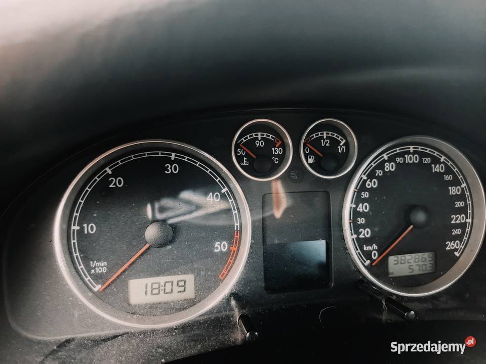 Volkswagen Passat B5 19 TDI KOMBI Passat Kłodzko