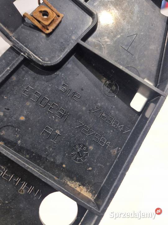 BMW 3 E90 ŚLIZG ZDERZAKA LEWY TYŁ TYLNY 7163847 Karoseria