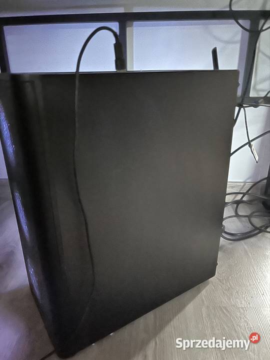 Sprzedam komputer i monitor
