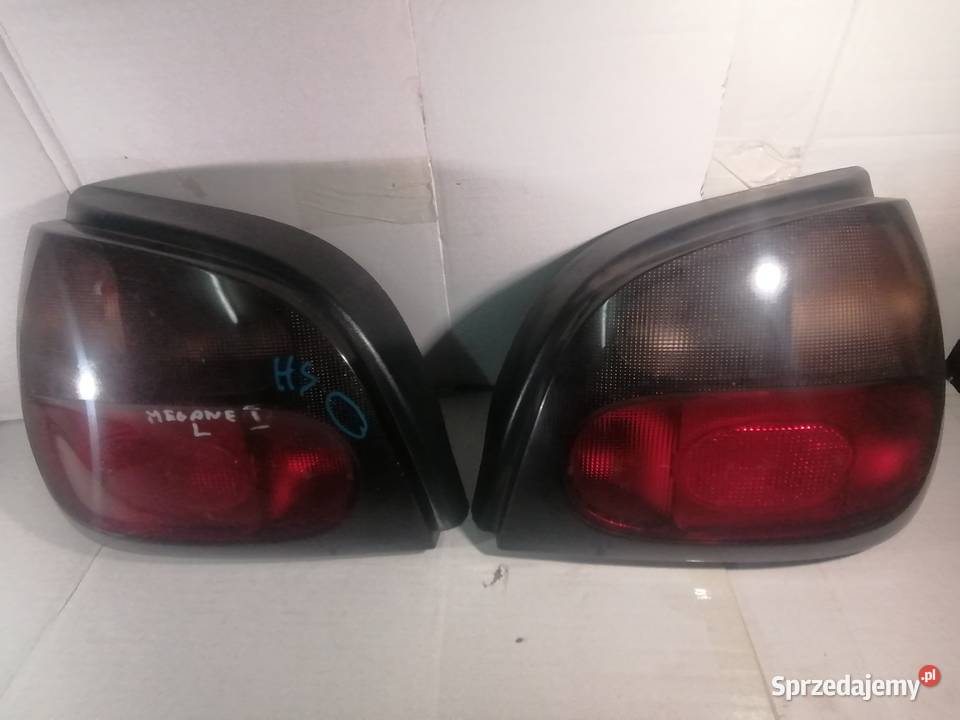 lampy tył lewa prawa Renault Megane 1 HB osobowe Piotrków Trybunalski