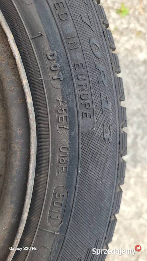 Koła felgi stalowe 13 z oponami Dębica Fiat