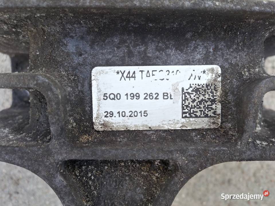 Skoda Octavia III łapa 5Q0199262BD poduszka