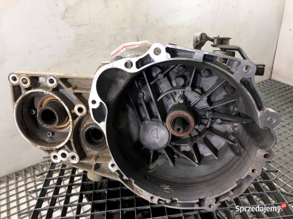 SKRZYNIA BIEGÓW SSANGYONG TIVOLI 3102035360 15 sprzedam