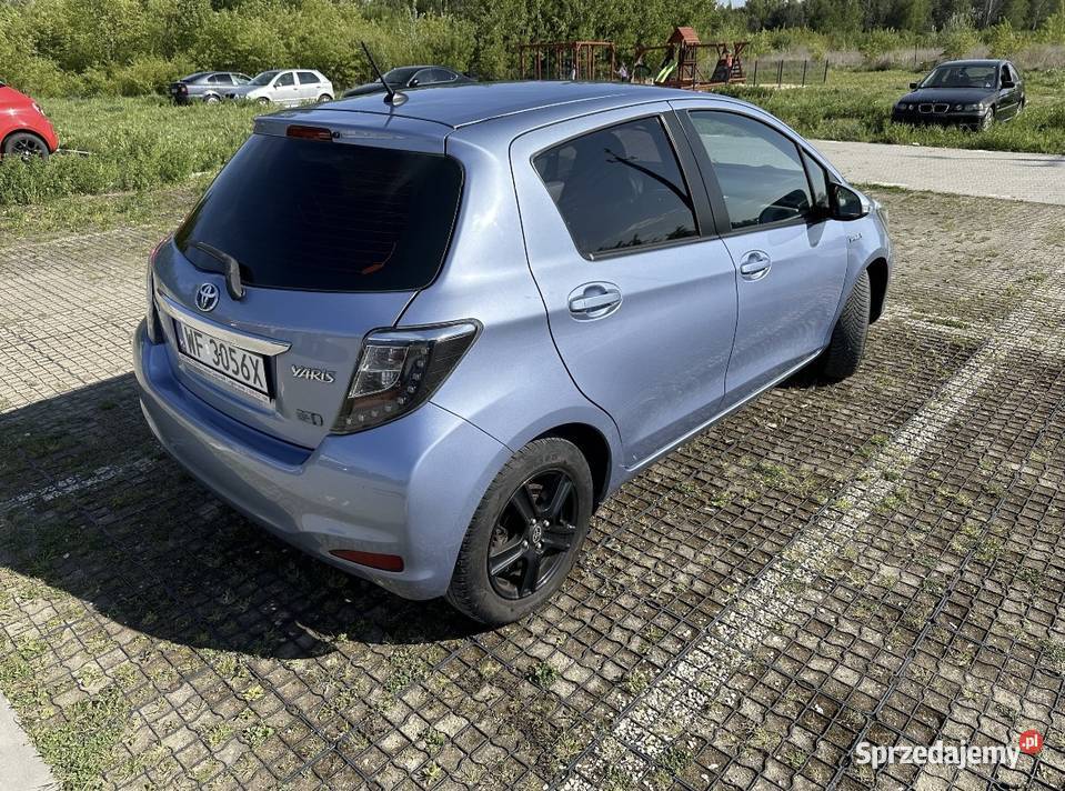 Toyota yaris hybryda Warszawa sprzedam