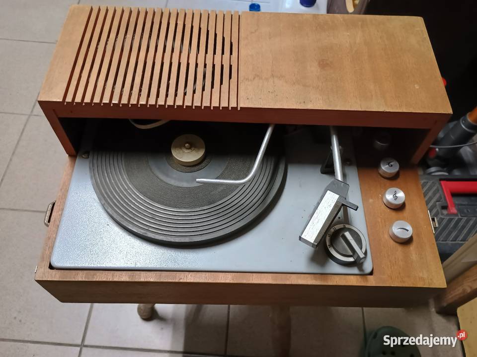 Gramofon z lat 70 PRL Wągrowiec