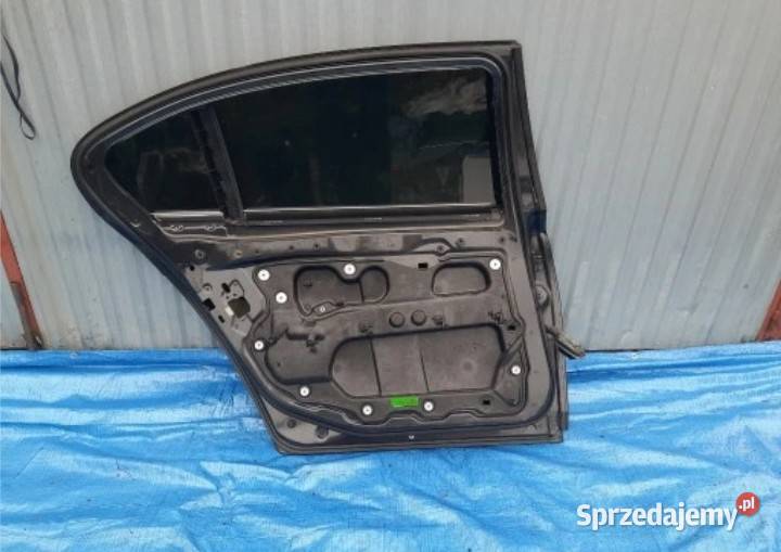 BMW 7 F01 Drzwi tyl lewe long A90 Osięciny