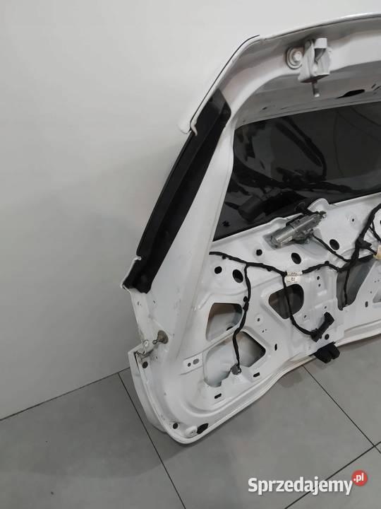 KLAPA TYŁ SZYBA KOMBI STLINE FD Ford Mondeo Mk5 Klapy bagażnika