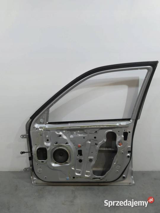 DRZWI PRAWE PRZÓD NH623M Honda CRV II 20012006