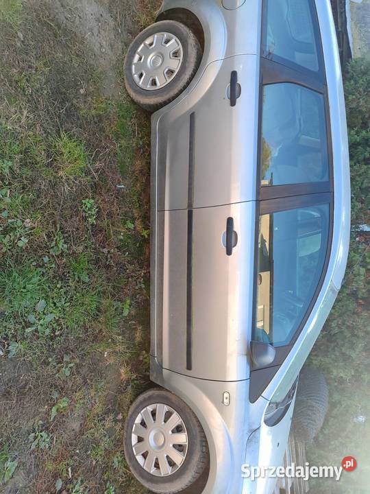 Samochód osobowy 231752km Tomaszów Mazowiecki sprzedam