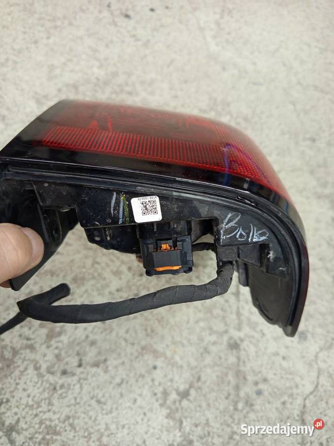 Lampa tylna prawa ford ranger 24 orginal Lampy tylne Rzeszów