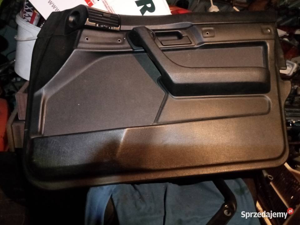Boczki e34 Tapicerki samochodowe Rzeszów