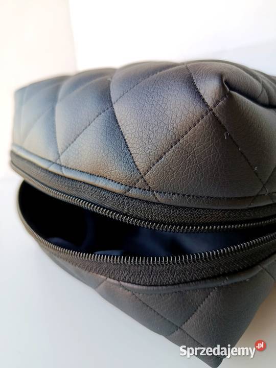 Kosmetyczka duża skórzana pikowana czarna zestaw Konin