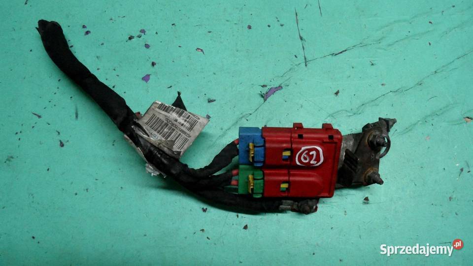 RENAULT CLIO III 09r klema 403886760R Materiały instalacyjne