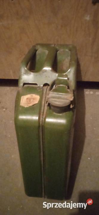 Karnister 20 l z okresu PRL 1981 r Świdnica