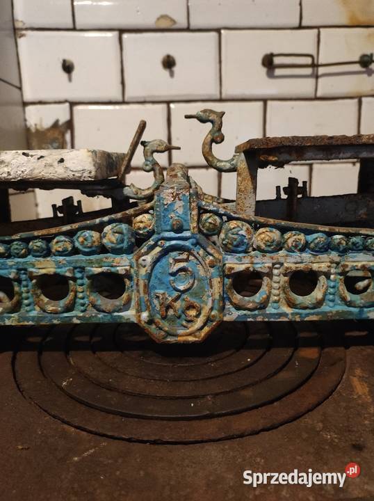 Zabytkowa żeliwna waga szalkowa 5 ok 19301950 Radomsko