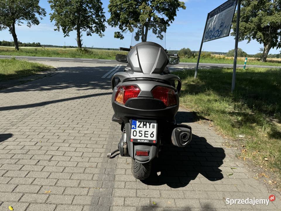 Suzuki Burgman 650 Executive Dębno