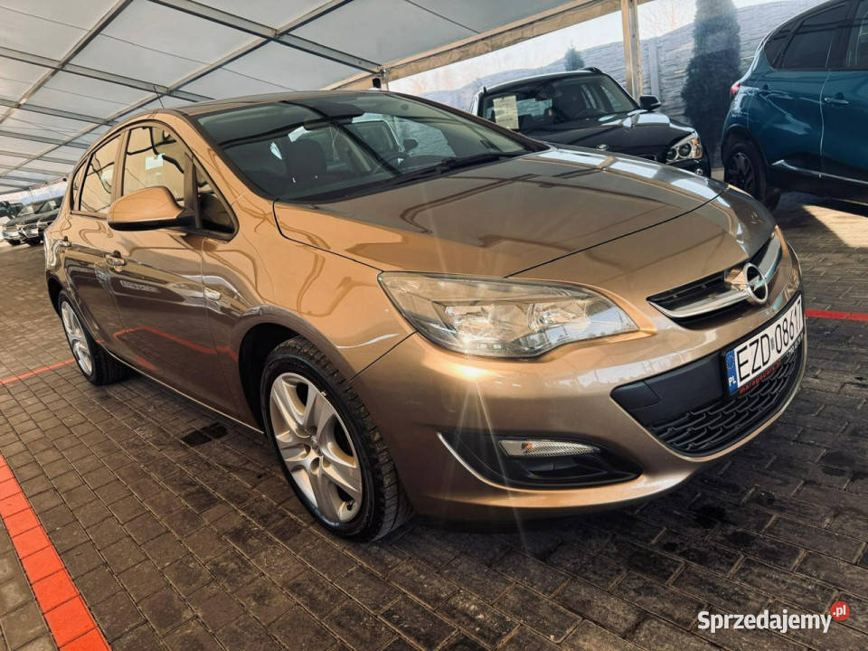 Opel Astra Lifcie 14 Benzyna GAZ 6 Biegów J możliwa zamiana Zduńska Wola sprzedam