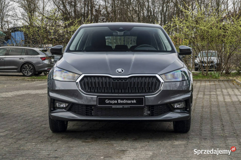 koda Fabia Drive 10 MPI 80 Dostępny ręki IV 2021 Łódź