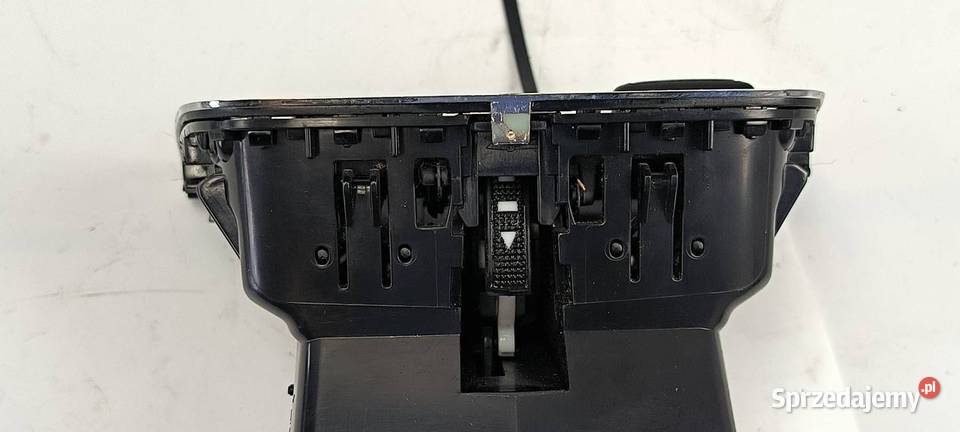 KRATKA NAWIEWU SKODA OCTAVIA III 5E0819203A Lipno sprzedam