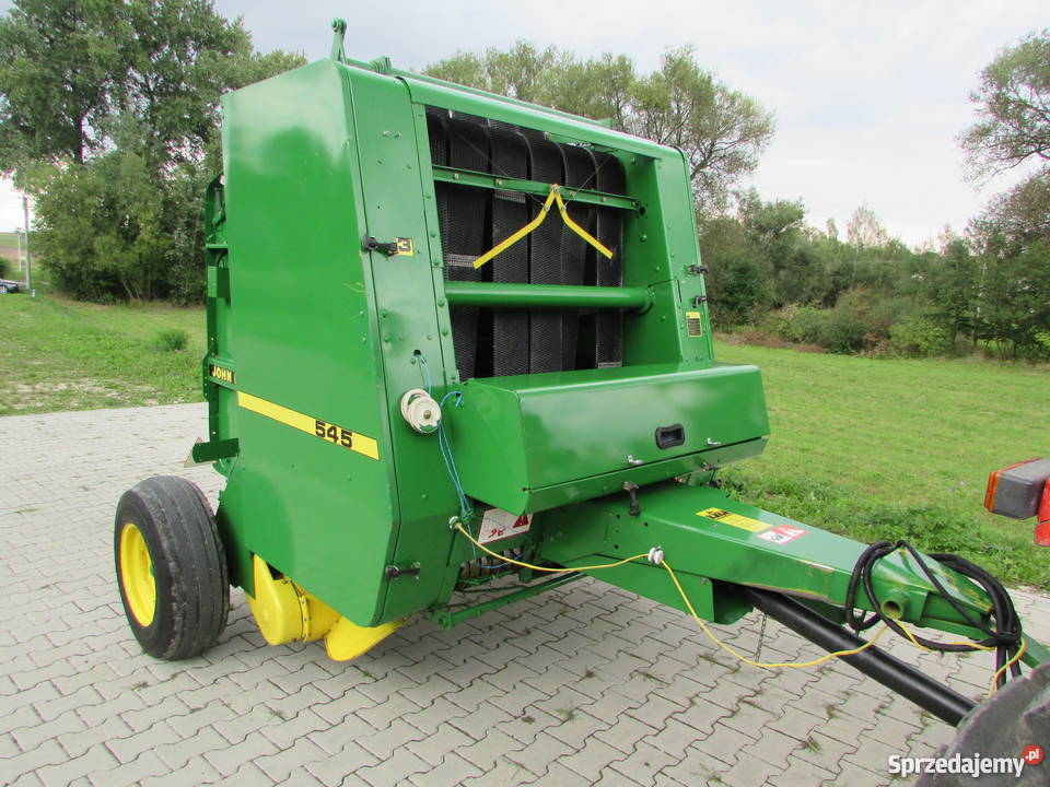 Prasa rolująca JOHN DEERE 545 z Austrii claas