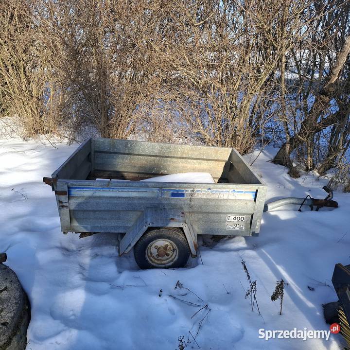 Przyczepka samochodowa burtowe