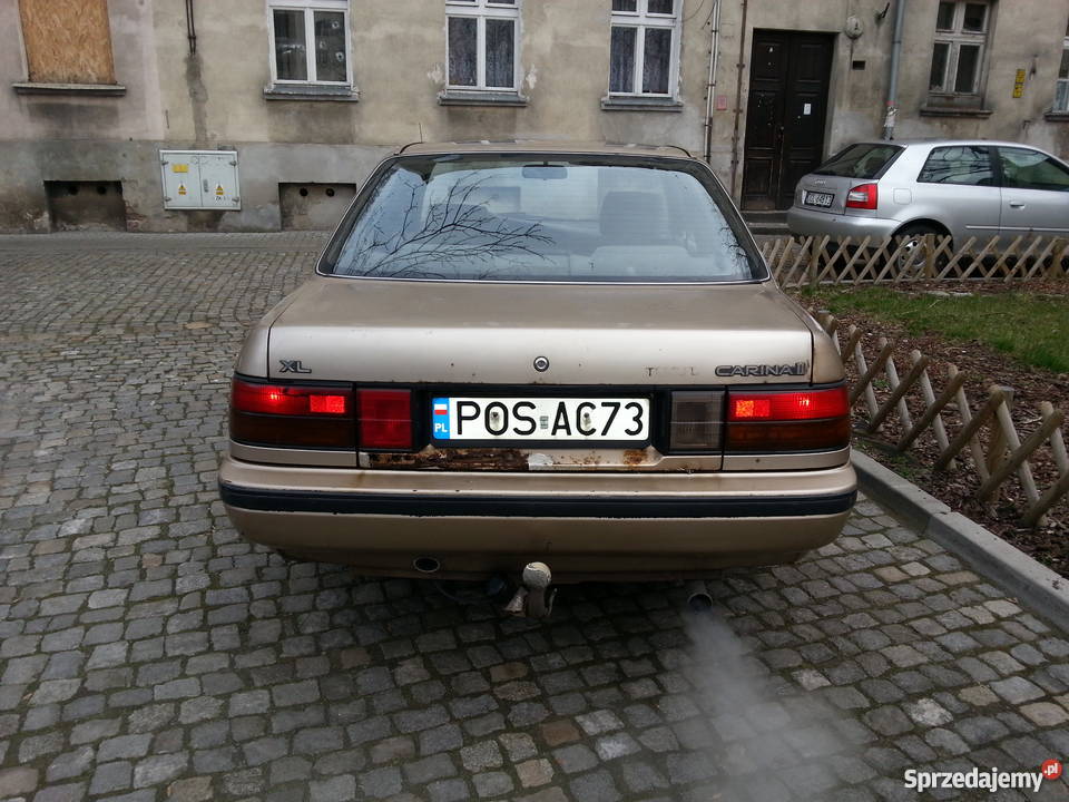 Toyota Carina II 1988r sedan bęzynaLPG Wrocław sprzedam