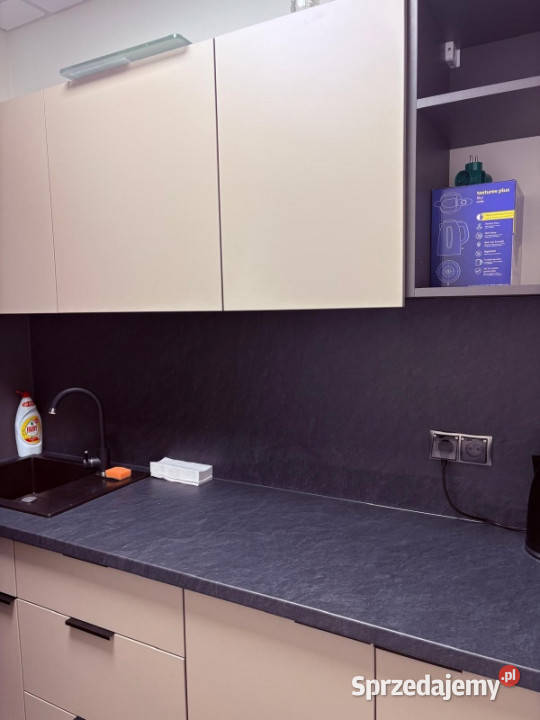 WYNAJMĘ POMIESZCZENIA BIUROWE